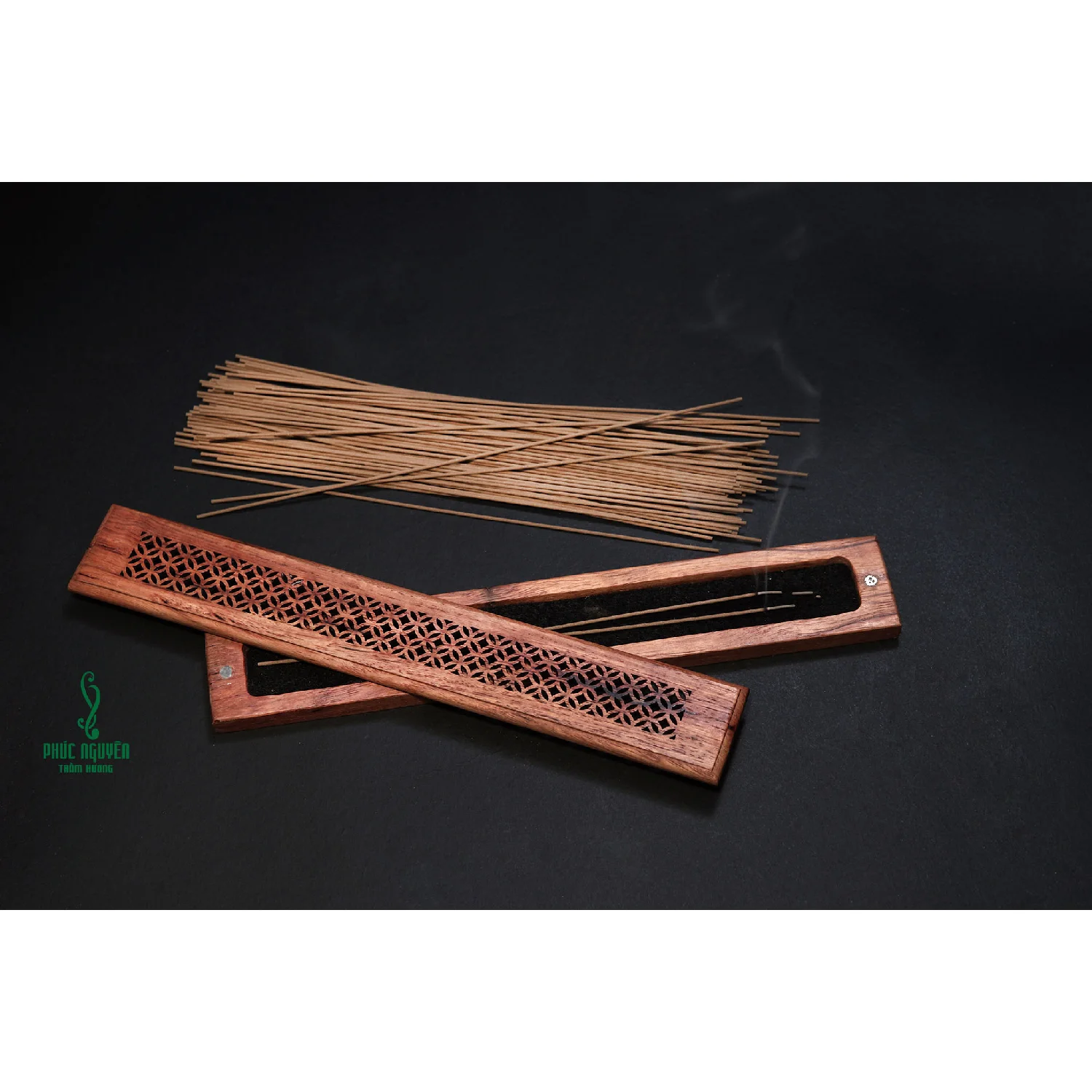 Anti-Odour Natural Religious Natural Brown Yellow Non-Stick Incense From Agarwood Powder