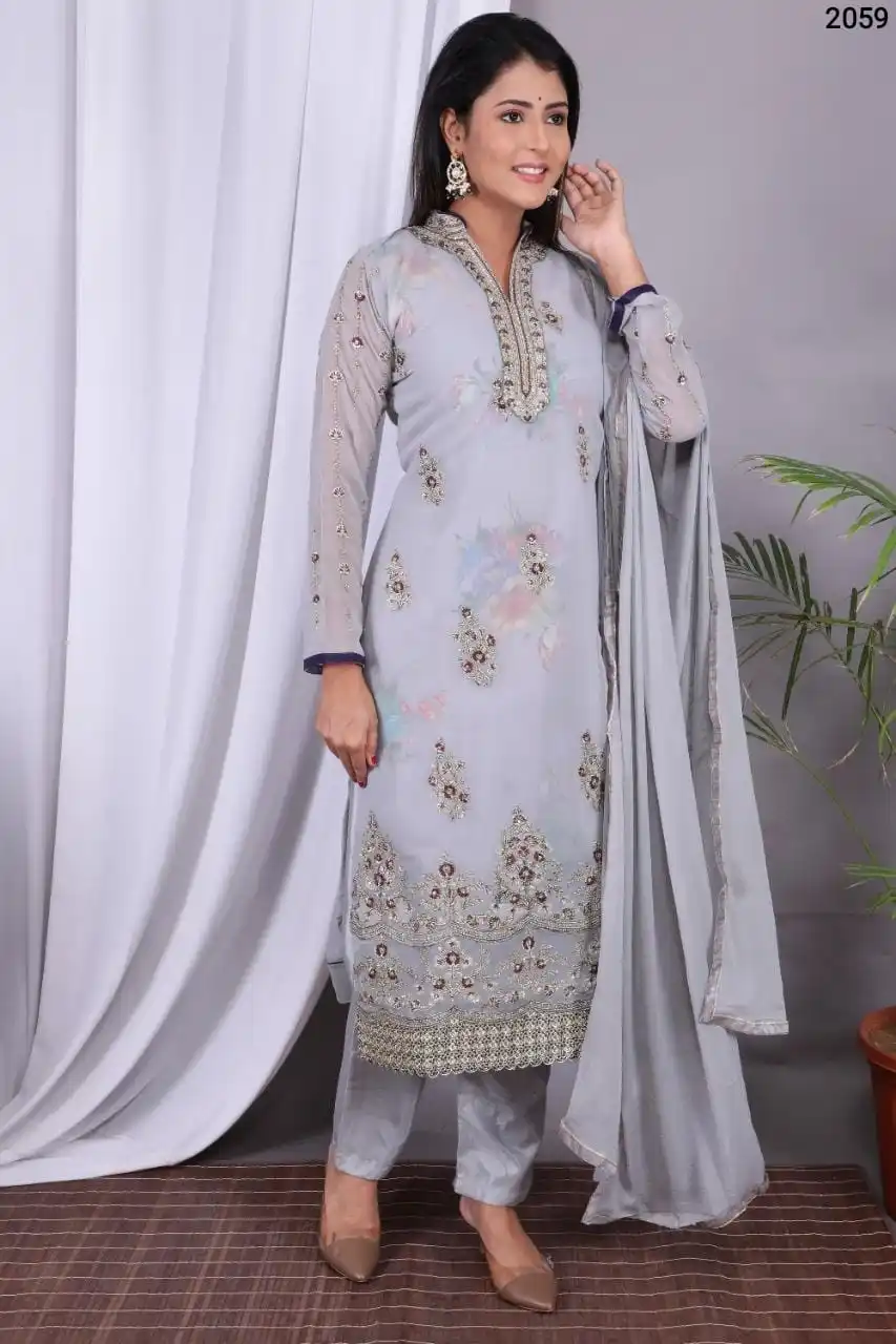  Готовый к носке костюм Salwar с тяжелой вышивкой и duppata для свадьбы особых случаев