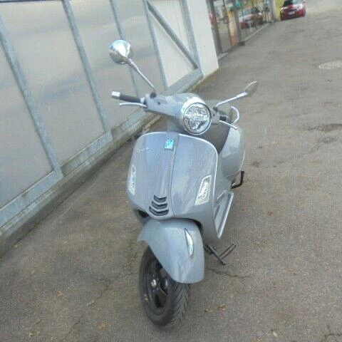 V e s p a GTS 300 SUPER TECH