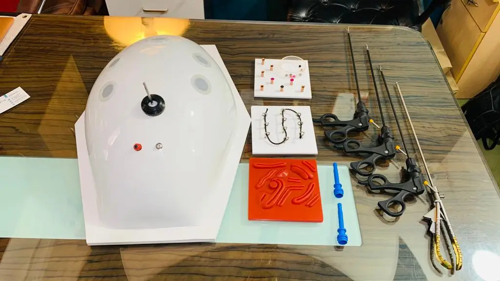 High quality Abdominal Endotrainer Set