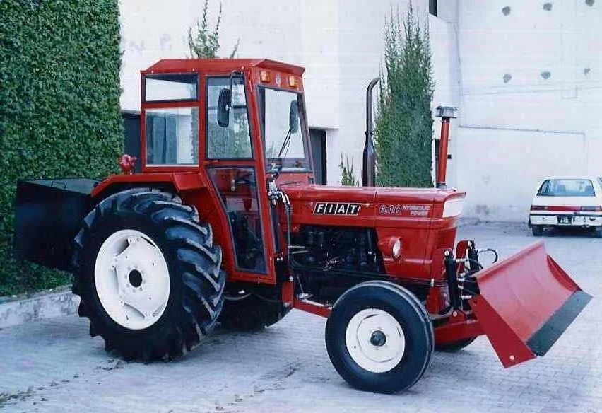 HOT SALE TRACTOR FIAT HOLLAND TRACTORS FROM PAKISTAN
