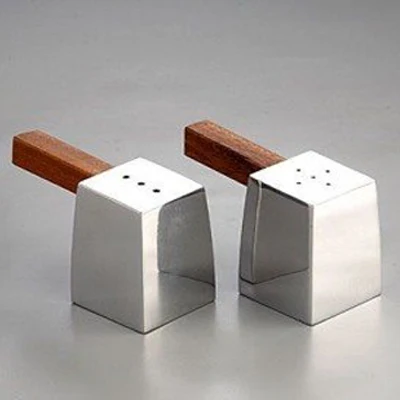 Набор шейкеров для соли и перца