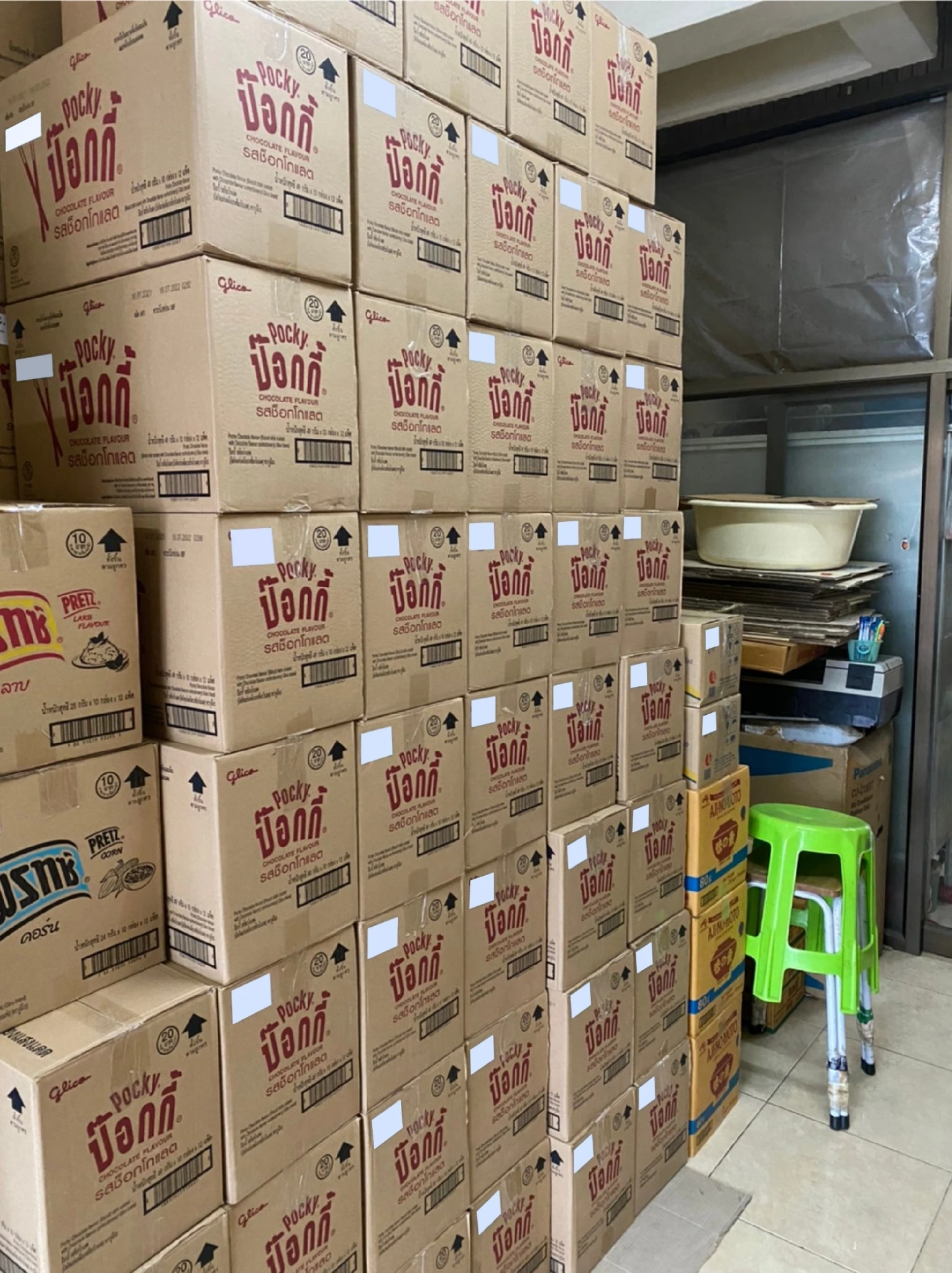 Wholesale Glico Pocky Chocolate Flavour Biscuit Stick Thai Snack High Quality 49G.