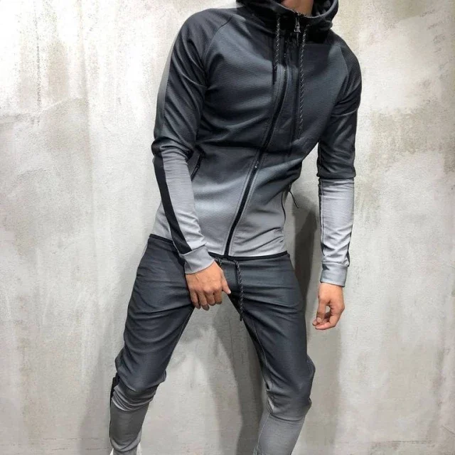 Женский спортивный костюм с длинным рукавом
