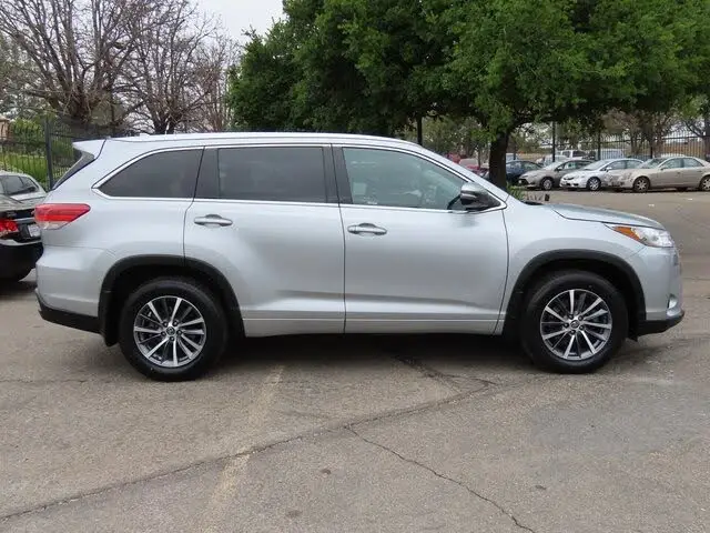Б/у 2018/2019/2020 Toyota Highlanders L LE XLE XSE Limited Platinum