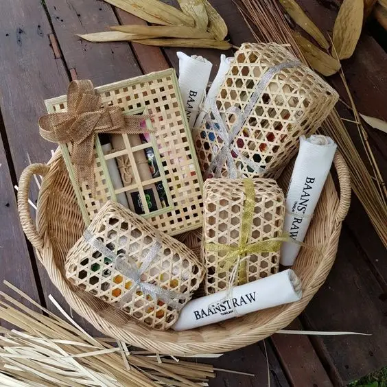 Hand Woven Bamboo Boxes with Lid for Gift Packaging Natural Storage Box OEM Accepted Made in Vietnam