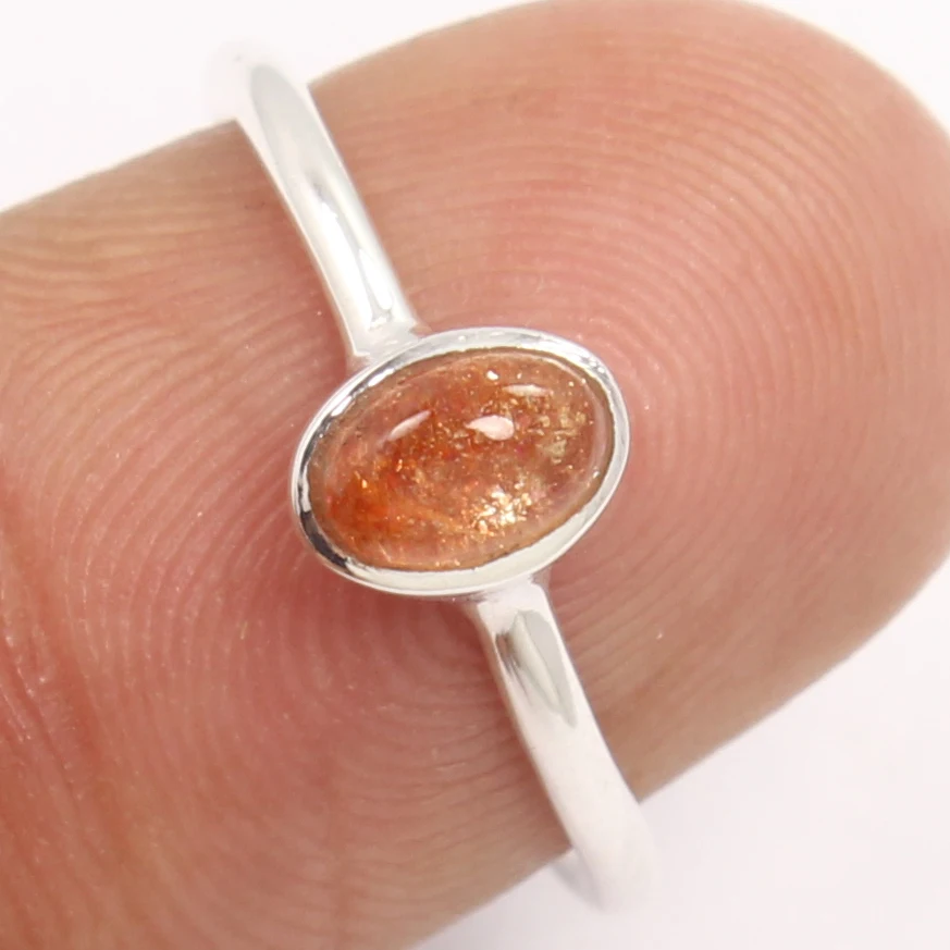 Pretty 925 Sterling Silver Nice Ring Size US 5.75 Natural SUNSTONE Oval Gemstone