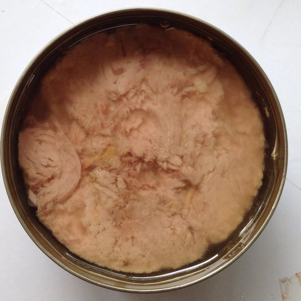 Консервированный твердый тунец в подсолнечном масле из Таиланда