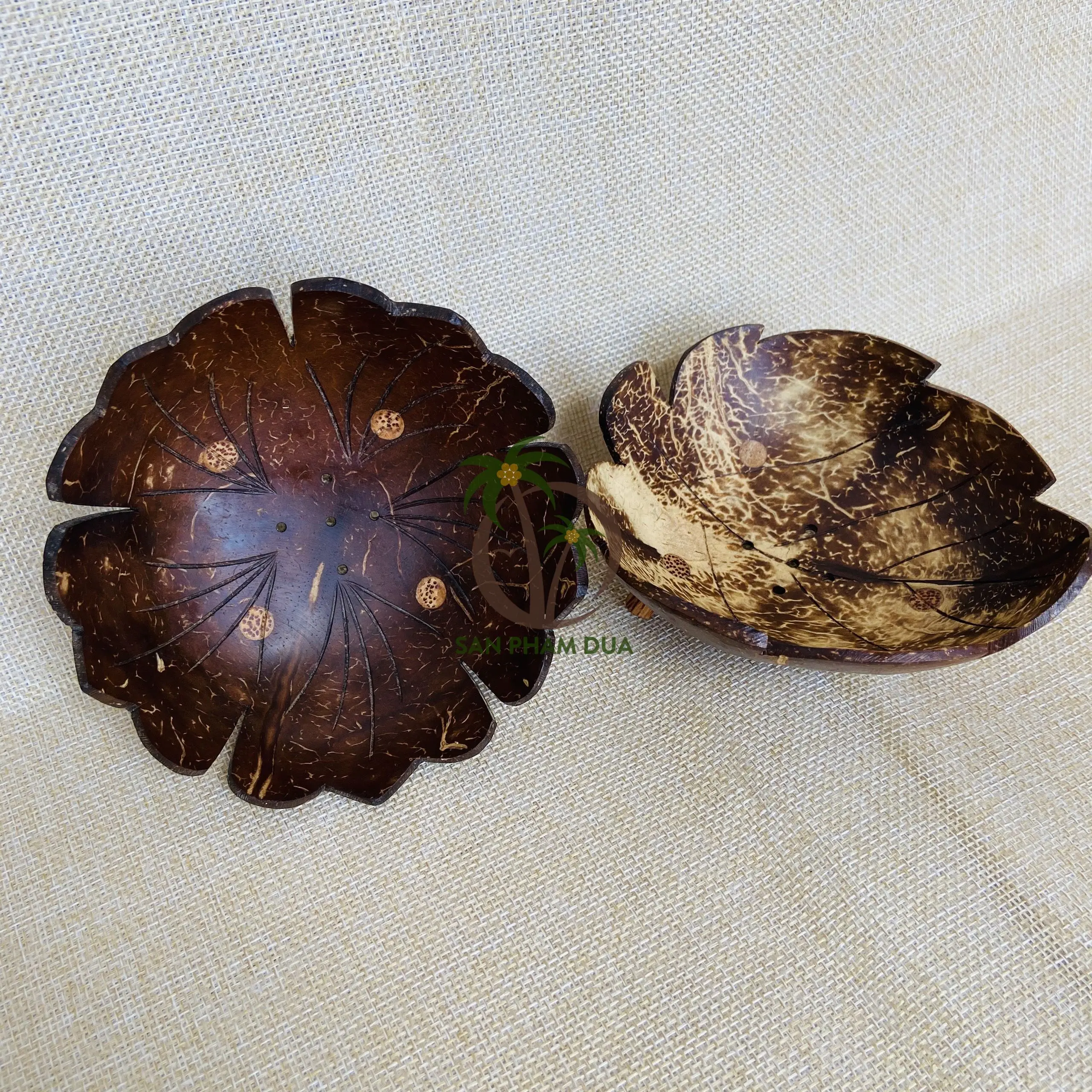COCONUT HANDI PRODUCT COCONUT SHELL BOWL/COCONUT SHELL SOAP TRAY/COCONUT WOOD SOAP HOLDER WOODEN COCONUT SOAP DISH BAMBOO BOWLS