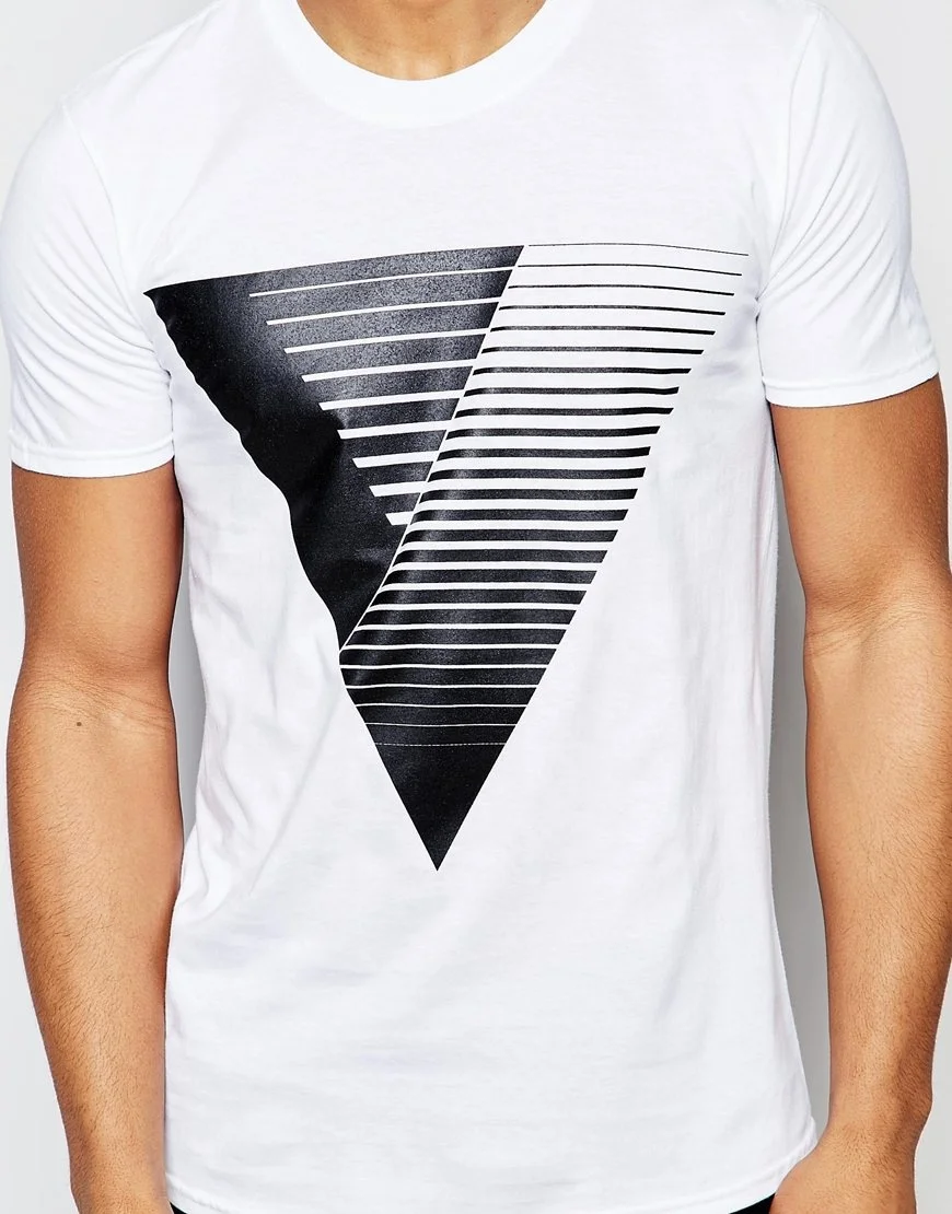 Latest customized designed chest printed half sleeve t shirt for men clothing made with supper soft cotton fabric