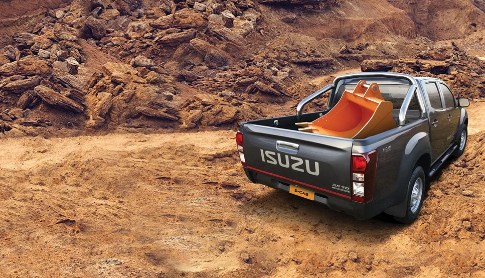  PICK UP DOUBLE CABIN DMAX S CAB HOT SELLING TRUCK