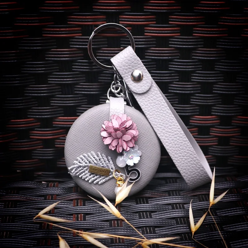 Mini portable cartoon personality folding compact mirror keychain