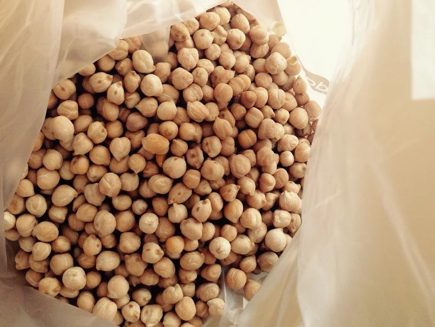 
We Sell 100% PURE QUALITY KABULI CHICKPEAS (7mm 8mm 9mm 12mm), At Low Price... 