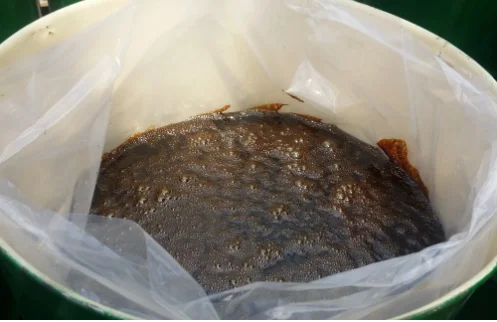 Best Price Pure Sugarcane Molasses/ 100% Organic Molasses Liquid IBC tank - Flexible Can From Vietnam/ Whatsapp