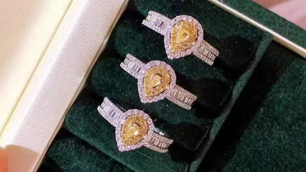 High-end Yellow Natural Gemstone Solid 18K Diamond Pear Shape Ring For Women