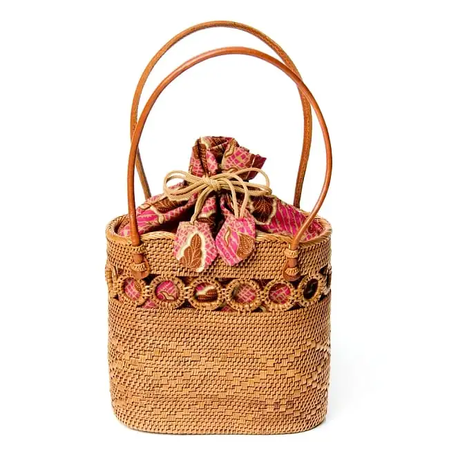 Fashionable bucket rattan hand bag lace loose weave boho handmade trendy rattan bag from Vietnam