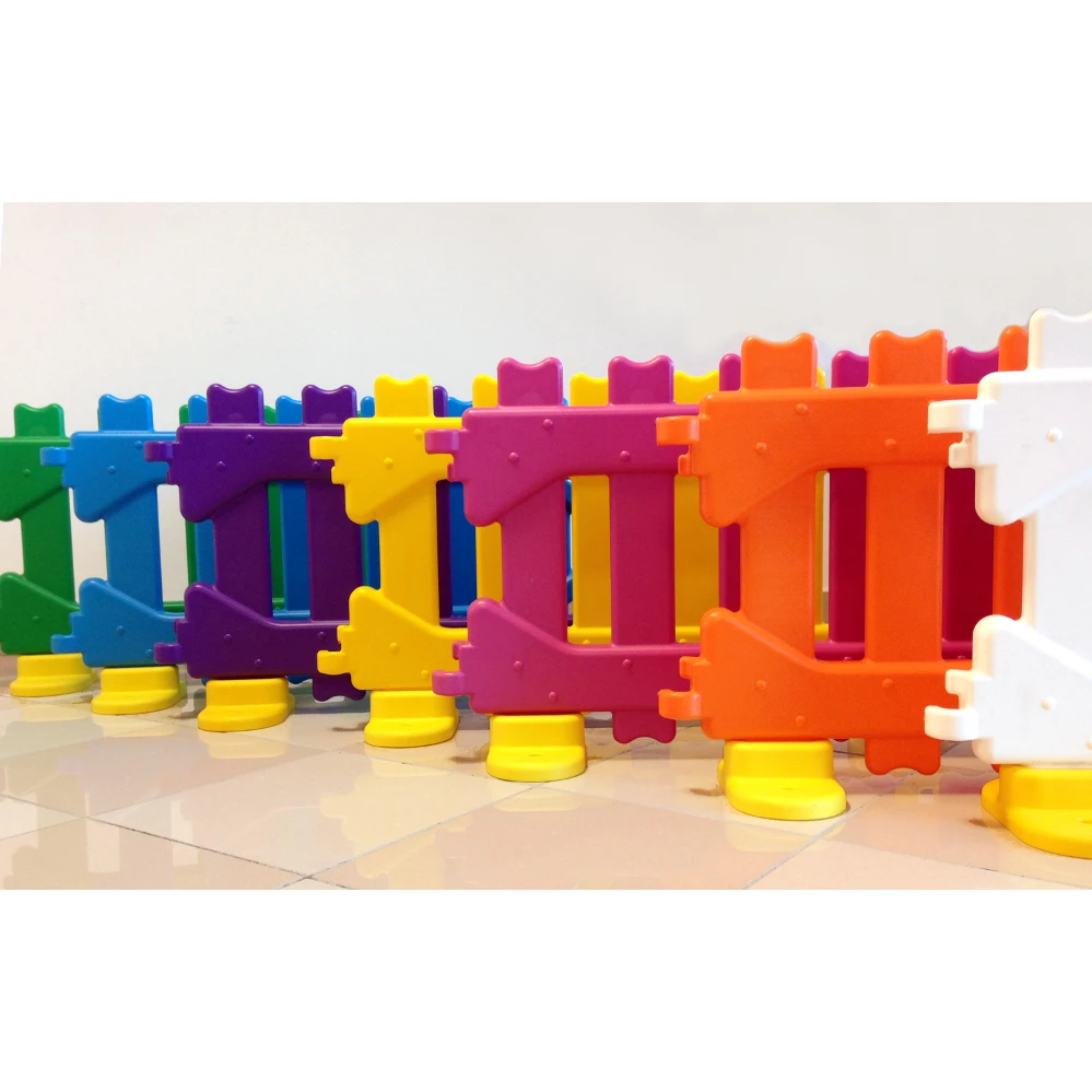 Best Italian quality versatile light green selfstanding play pen for kids play areas