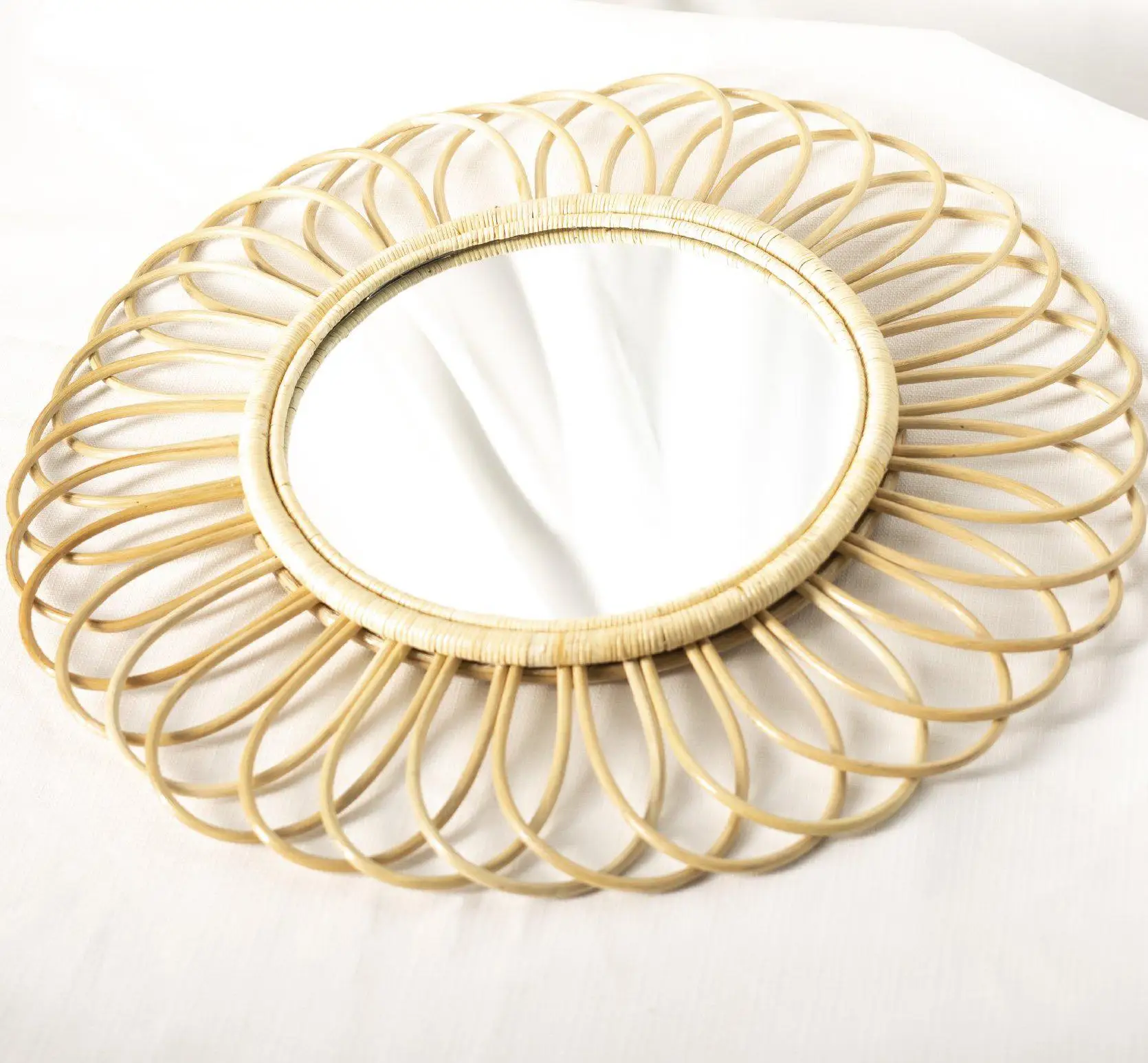 Natural decorative  rattan wall mirror made in Vietnam handmade mirror bath mirror handicraft