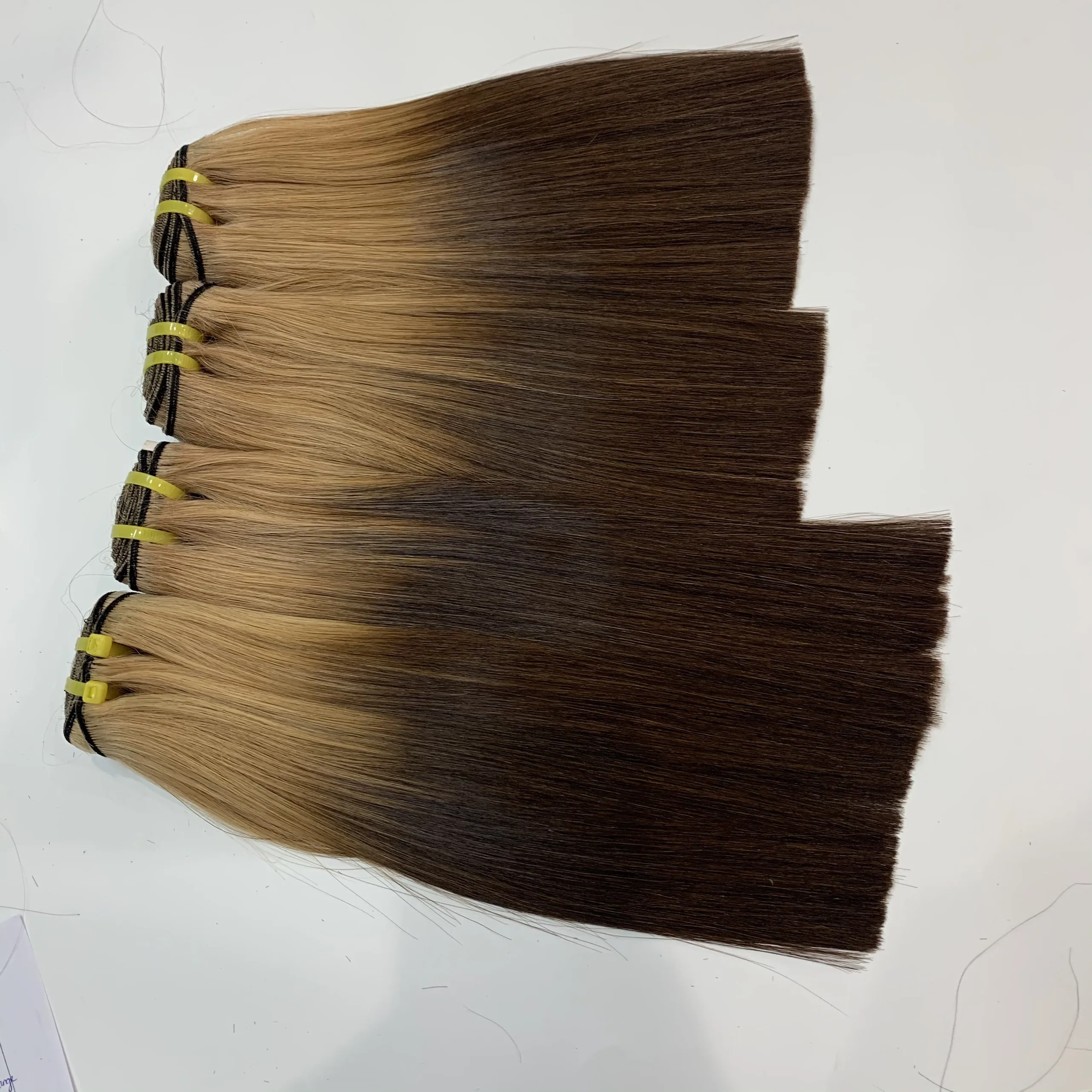 Ombrecolor, золотые супер двойные человеческие волосы, прямые волосы 12 дюймов, без Танг, без нит, лучшее качество, 100% натуральные волосы от Livihair Vietnam