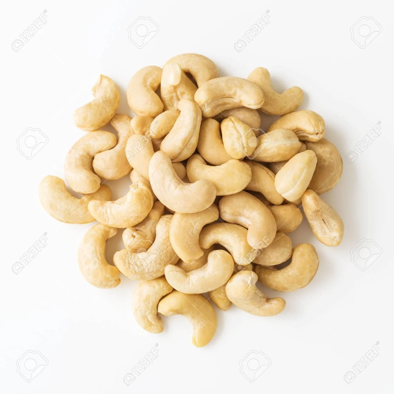 Raw Cashew Nuts / Wholesale Price Cashews