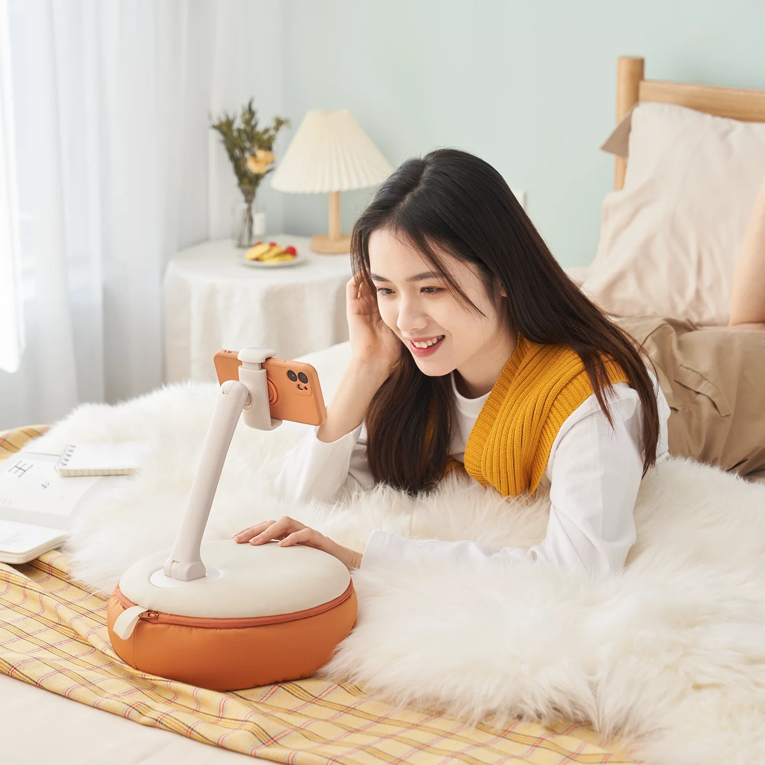 SAIJI phone accessories pillow backdrop stand Tablet Cushion Multi Angle Book Stand Pillow Stand