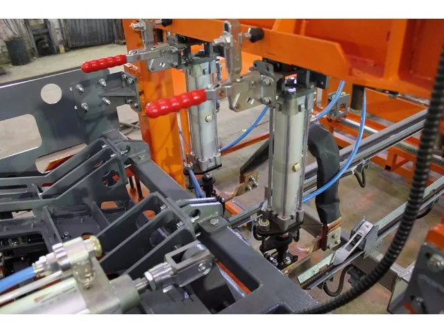 Semi-automatic welding machine  WPD - 560 Mesh Welding Machines for heavy flat cages production Welding Equipment Wire Machines