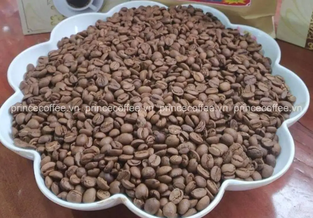  Новый продукт 18 scr арабика кофе жареные бобы оптовая продажа вьетнамская жареная смесь кофейных