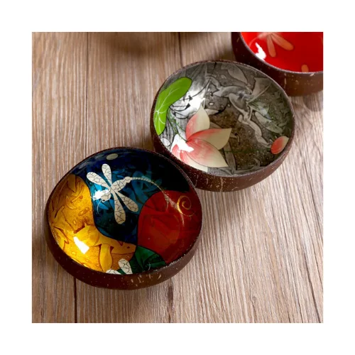 Eco friendly Natural Coconut bowl In Natural Color Safety For Foods