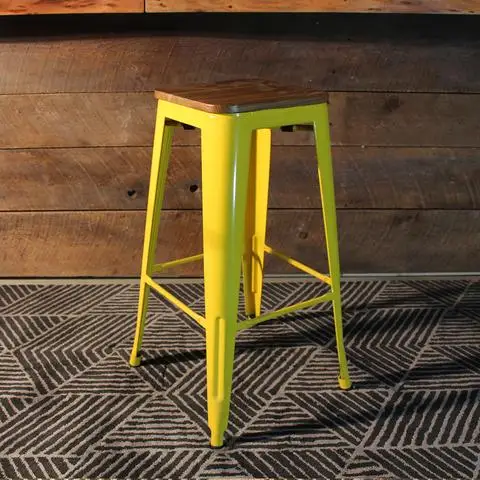 
Окрашенный и полированный дизайнерский стул из металла и дерева, домашний декор, декоративный стул для отеля, ресторана 