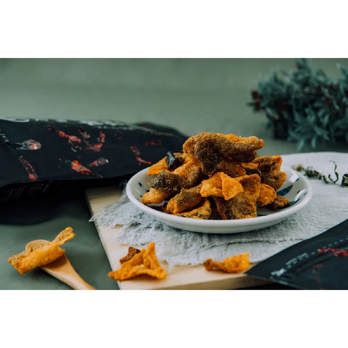 100g Spices & Herbs Flavor  Malaysia Origin Packaged Bag Sichuan Hot Spicy Mala Fish Skin