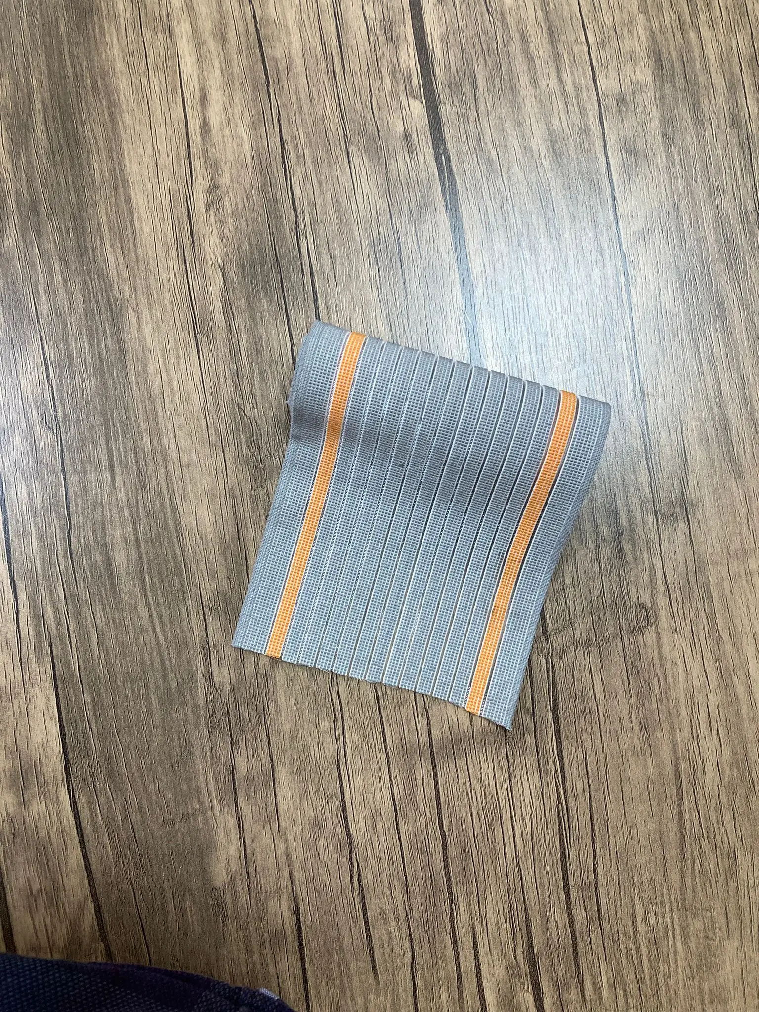 Breathable fish line elastic band