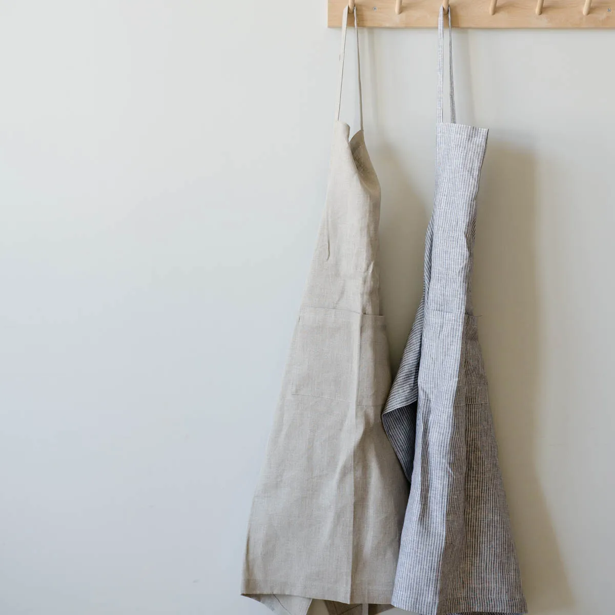Beige Colour Linen Apron Cooking Adjustable Apron Made With 100% Linen Fabric.