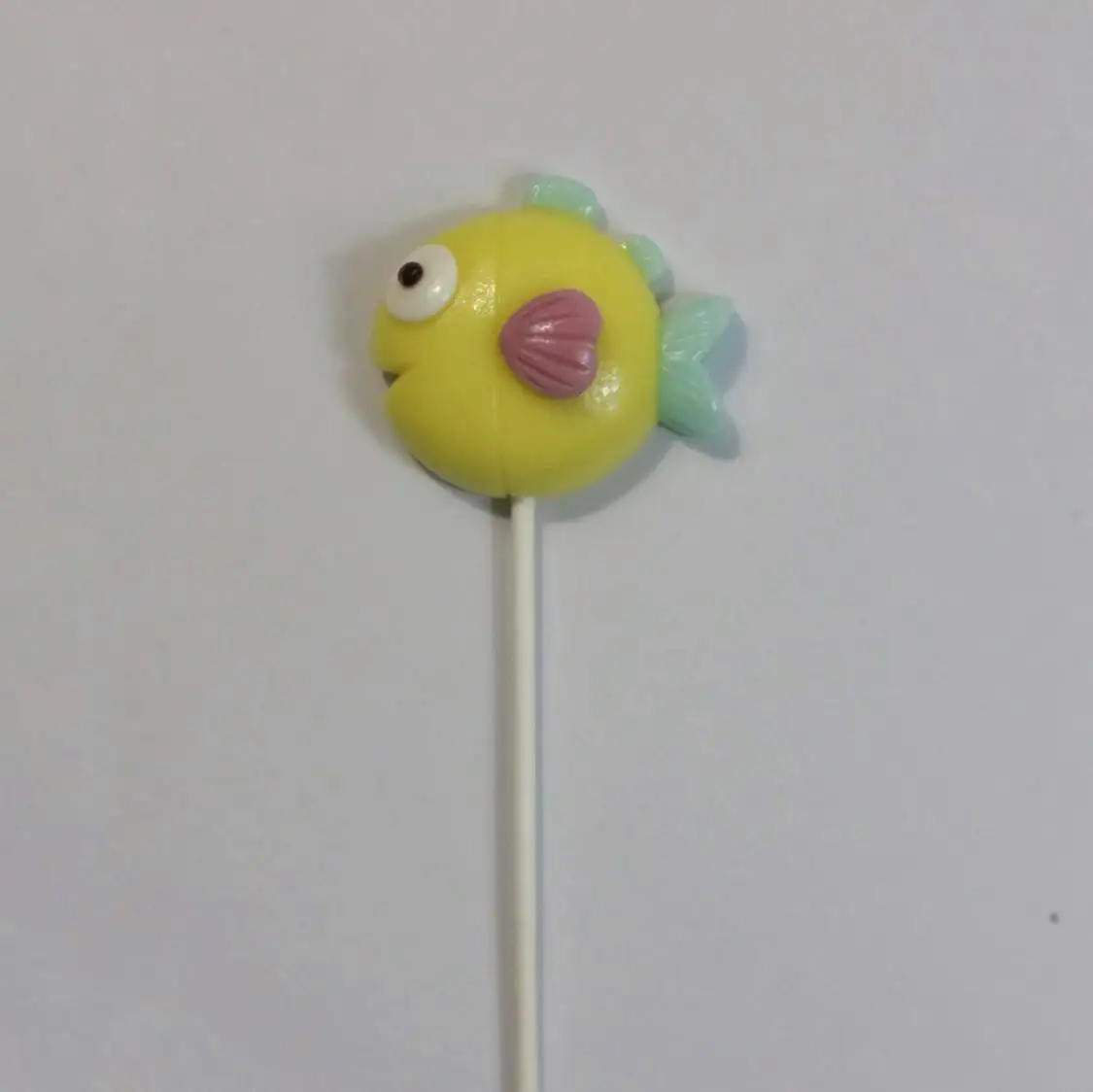 
Sugar free Marine fishes lollipops multiple flavors 30g 