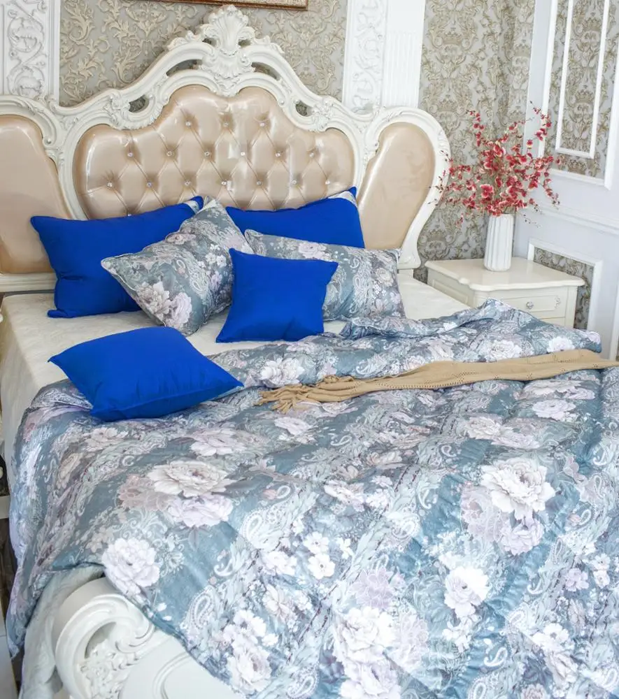 VIETNAM HIGH- QUALITY  DUCK DOWN QUILT/ GOOSE DOWN SORT, LIGHT AND WARN  MULTI- COLORED  COMFORTER