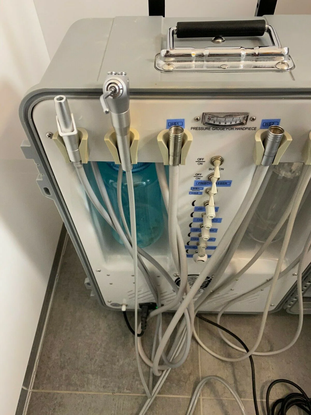 Top quality Dental Unit With Air Compressor Ultrasonic Scaler LED Curing Light DU893 Portable Dental Unit