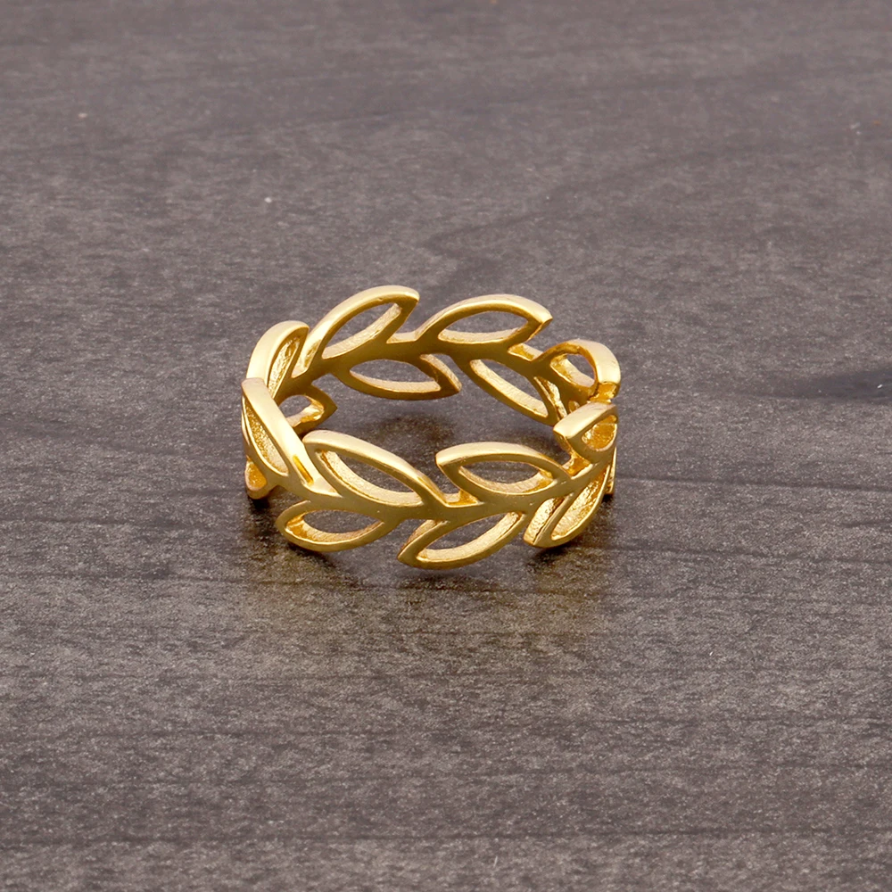 Gold Plated Brass Metal Twisted Designer Adjustable Rings Jewellery. For Casual Functions, Party Gifts Jewelry. Mode Joyas R-342