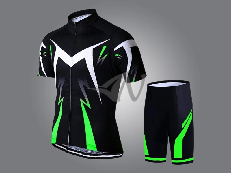 
Cycling Uniform cycling wear 