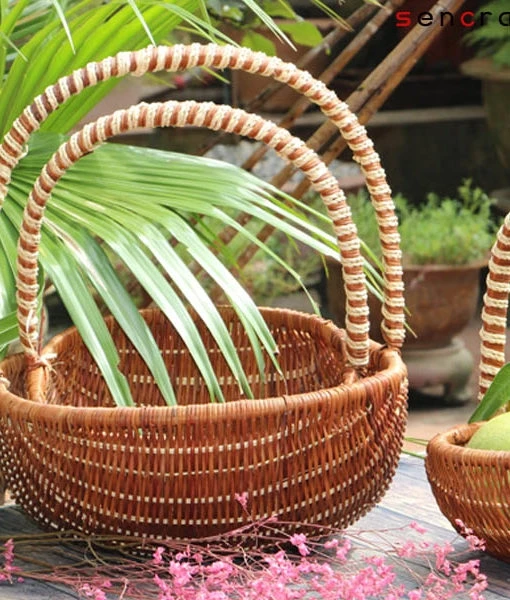 New Style Handmade Large Capacity Rattan Wicker Laundry Storage Basket With Handle from Vietnam Cheap Price