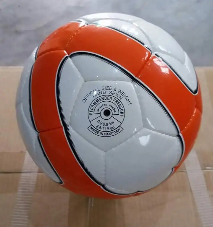 Good Performance Soccer Ball For Sale Hand Made in PU Leather for Clubs and Professional Players....