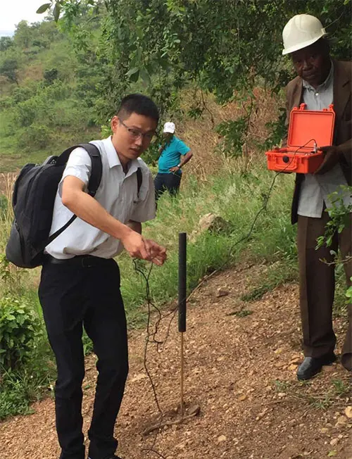 Portable 1200m Deep Underground Manganese Iron Gold Ore Detector For Mining Exploration