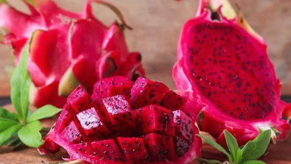 Лучшая цена Свежий фрукт дракона саженцы фруктов натуральный сладкий вкус сделано в Вьетнаме для оптовой продажи