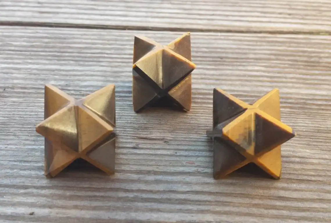 Natural crystal wholesale Gemstones Top selling Tiger Eye  12 pointed Merkaba Star Small size Beautiful super Quality