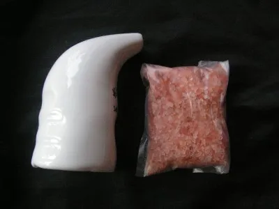 Inhaler With Himalayan Rock Salt Inside, Salt inahlers best for Respiratory issues, Pink Hiamlayan Natural crystal salt Inahler