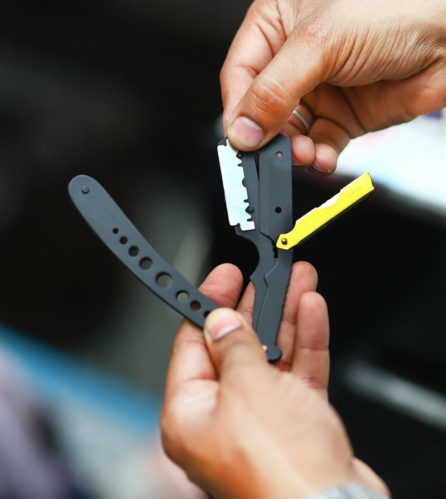 Barber Hair Shaving Razor professional Straight Single Edge Folding Black Steel Handle Shaving Knife Razor Cut Throat