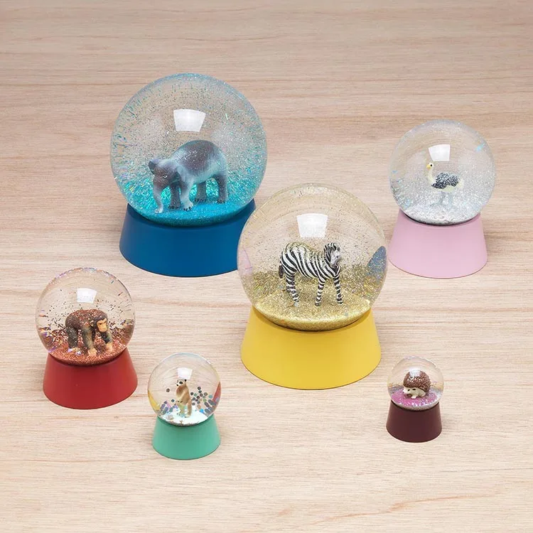 custom Own Safari Design or OEM High Quality Beautiful Glass Snow Globe for gift