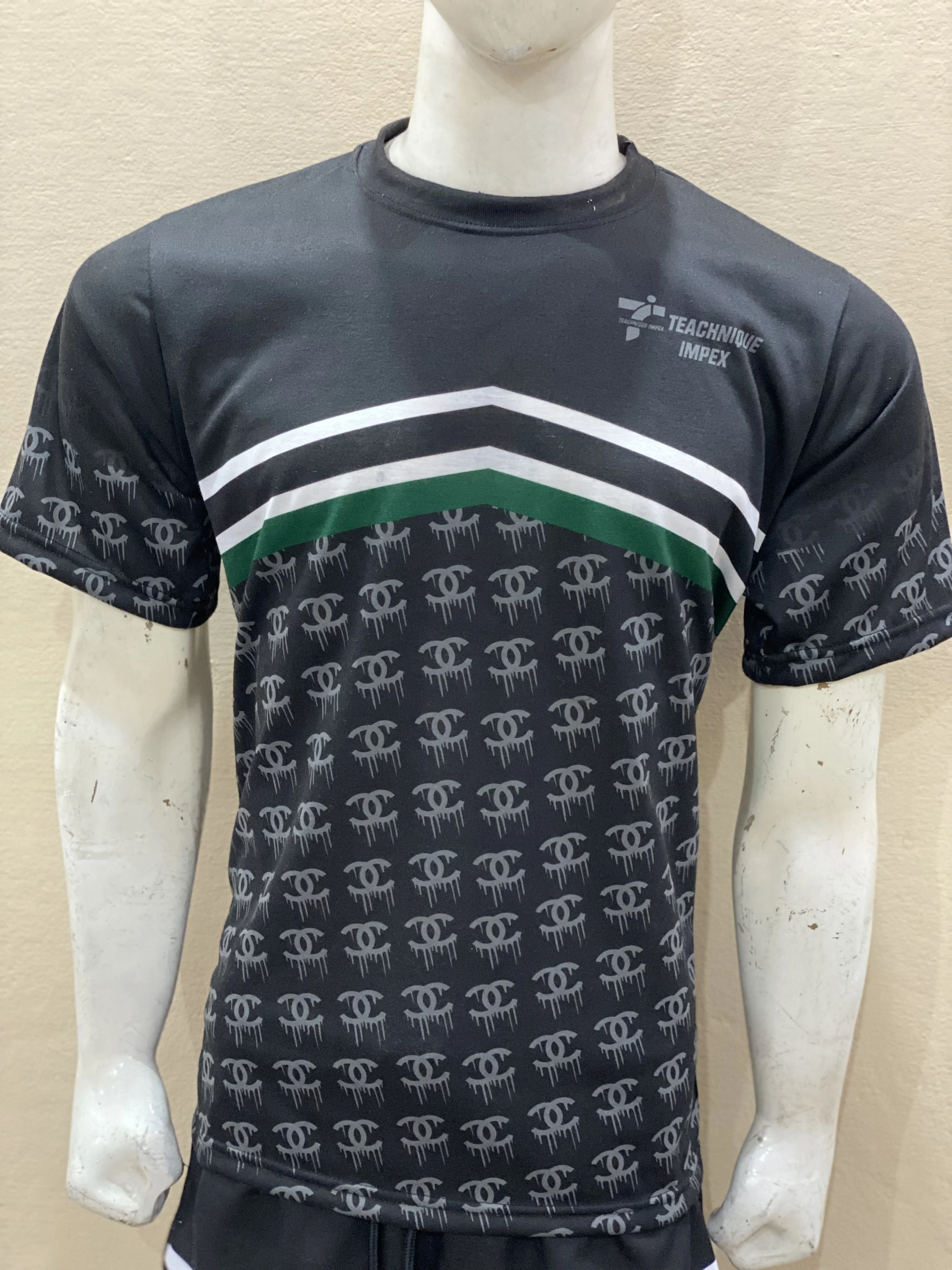 New Season Hot Sale Thai Quality Club Soccer Jersey Kits 100% Polyester Soccer Uniform Sets Football Jersey