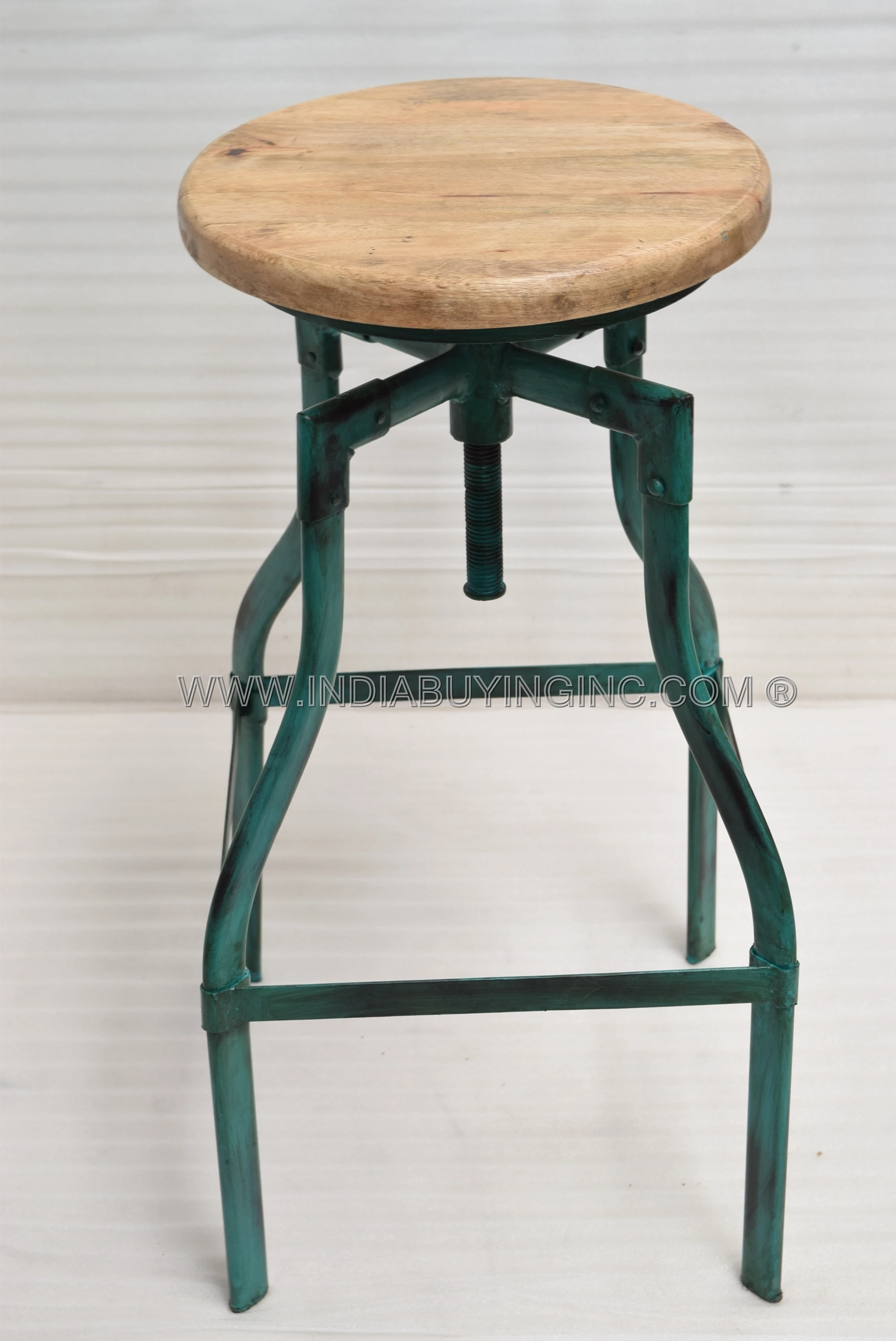 Good Quality Industrial Design Solid Wooden Seat Bar Stool with Metal Base Legs for Bar, Home Bar, Restaurants and Farm Houses