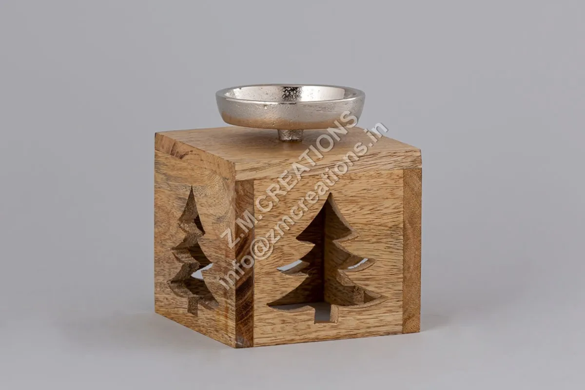 Christmas and Easter Festival Home Decor Snowflake Design Mango Wood and Metal Tealight Candlestick Holder Packaged in Box