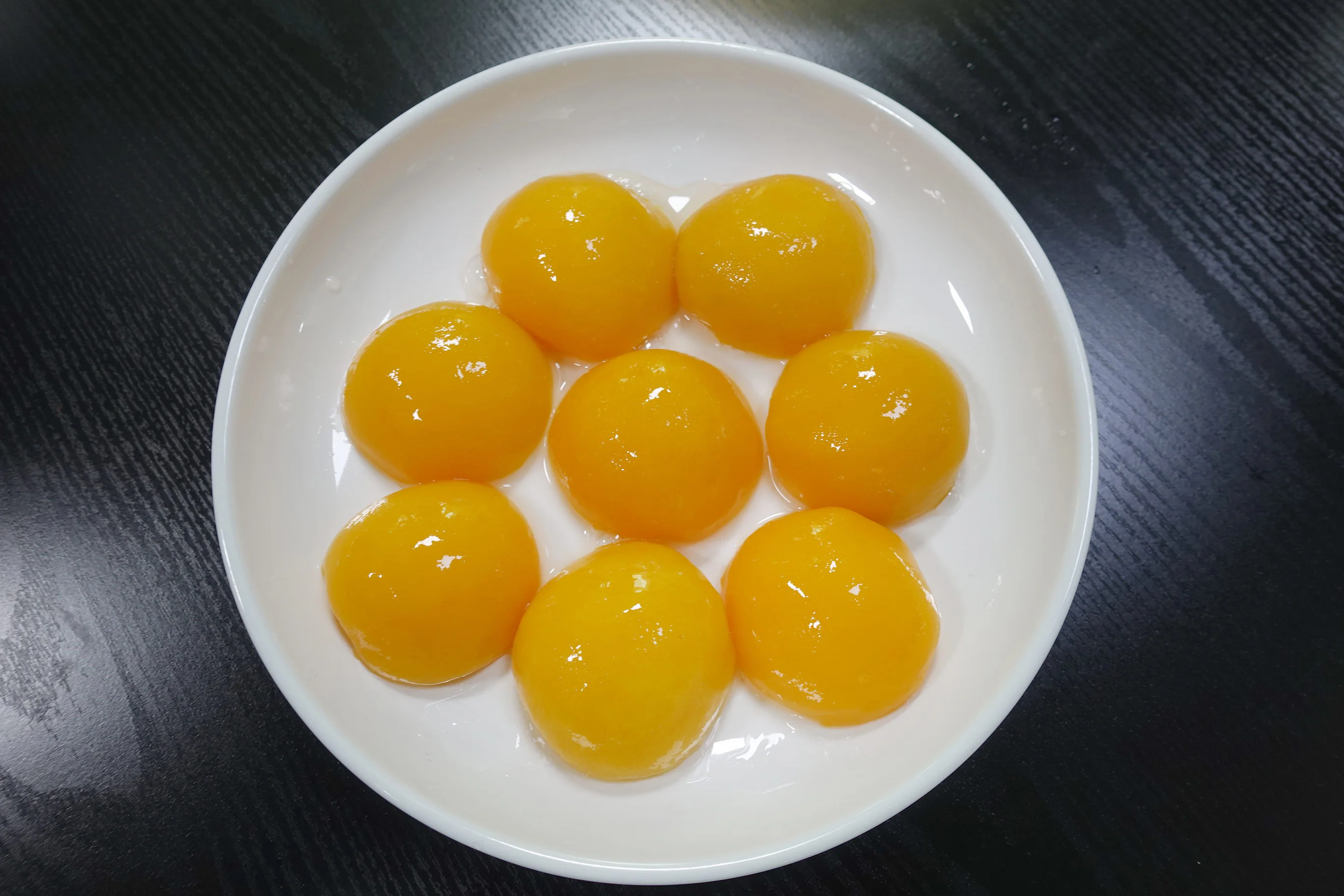 2021 Hot Selling Canned Yellow Peach Halves In Light Syrup 820g