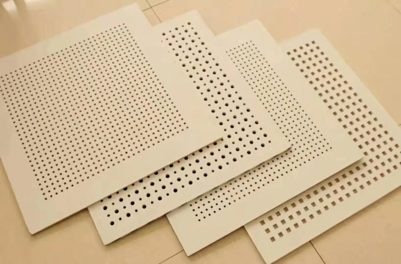 High Quality Customizable Moistureproof Perforated Gypsum Tile